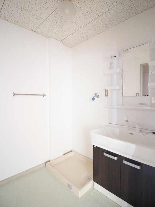 物件内観写真19　(洗濯機置場)