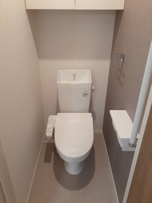 物件内観写真13　(トイレ)