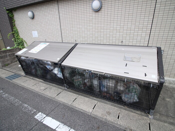 物件外観写真6　(建物設備)