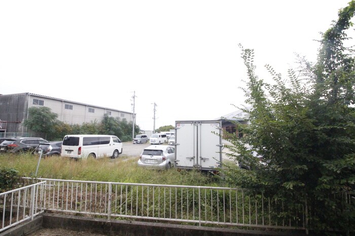 物件内観写真18　(室内からの展望)