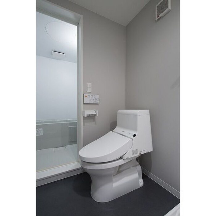 物件内観写真12　(トイレ)