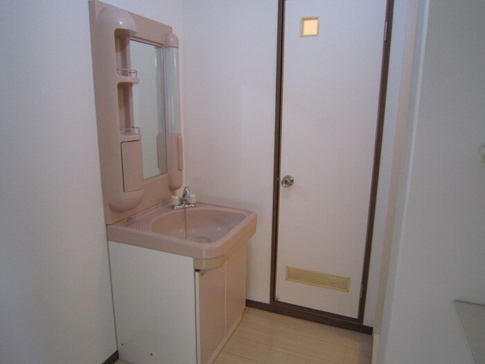 物件内観写真13　(洗面)