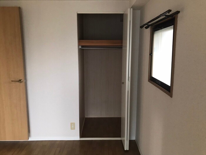 物件内観写真13　(収納)
