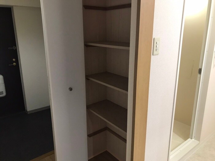 物件内観写真20　(靴箱)