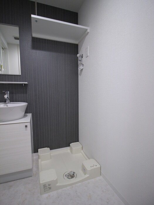 物件内観写真14　(洗濯機置場)