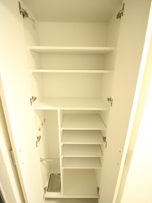 物件内観写真16　(靴箱)