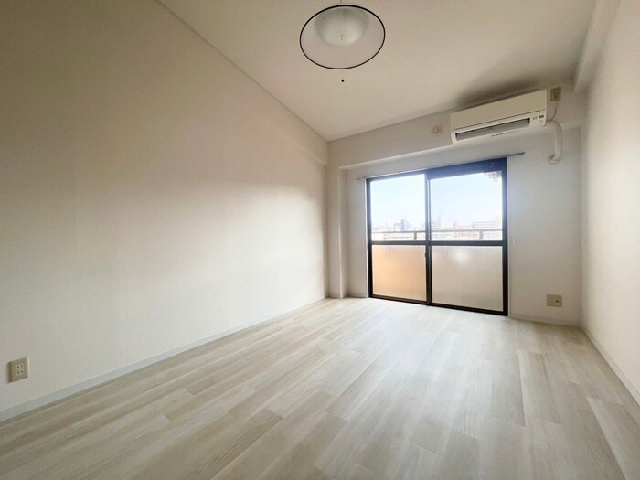 物件内観写真8　(居室)