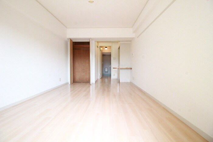 物件内観写真10　(居室)