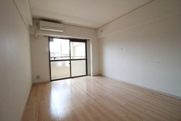 物件内観写真11　(居室)