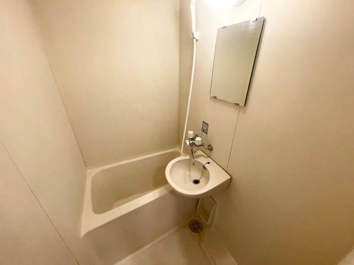 物件内観写真12　(バス／シャワールーム等)