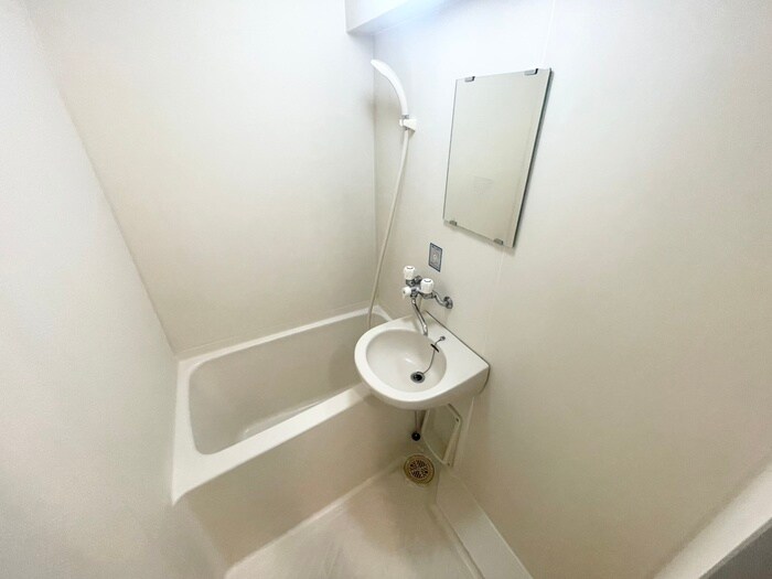 物件内観写真12　(バス／シャワールーム等)