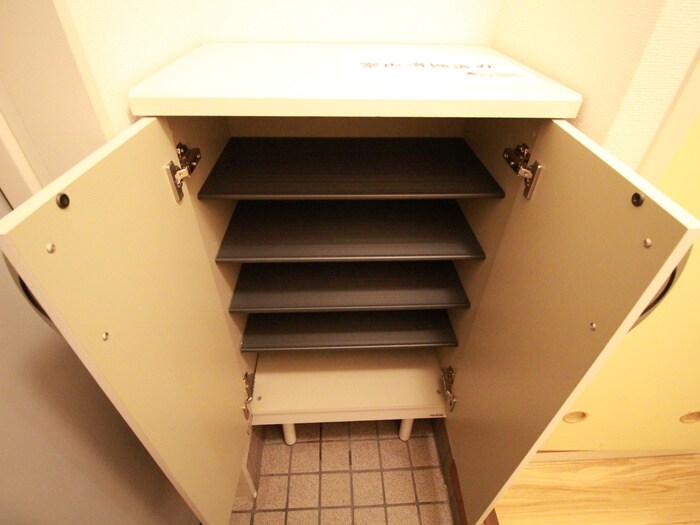 物件内観写真19　(靴箱)