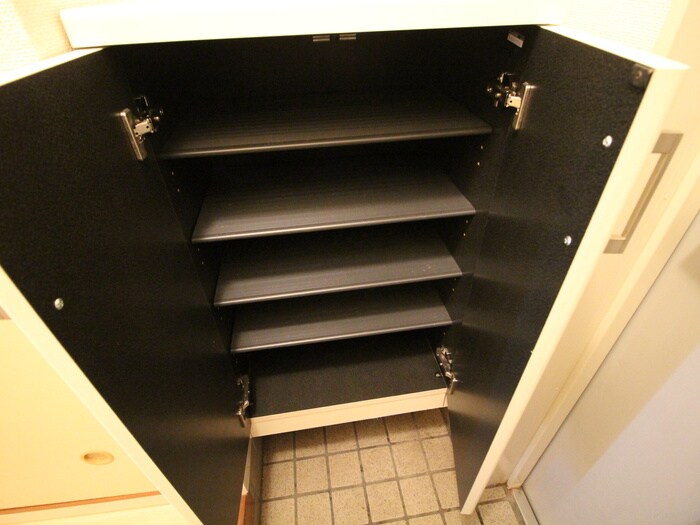 物件内観写真20　(靴箱)