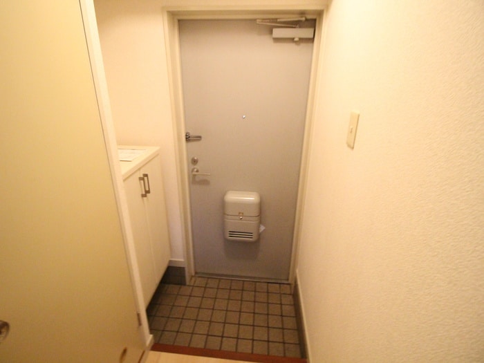 物件内観写真21　(玄関)