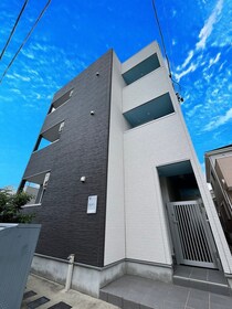 ウォ－レンの外観写真