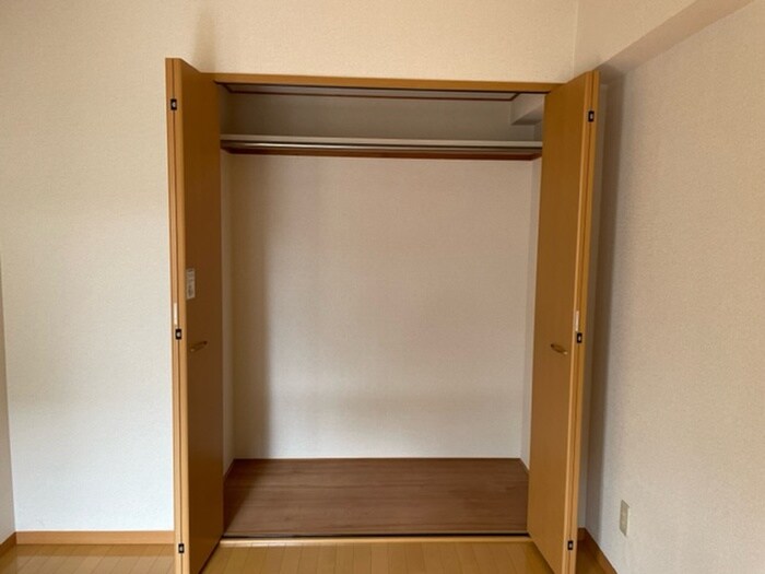 物件内観写真11　(収納)