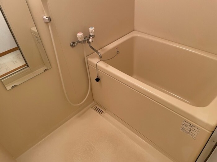 物件内観写真12　(バス／シャワールーム等)