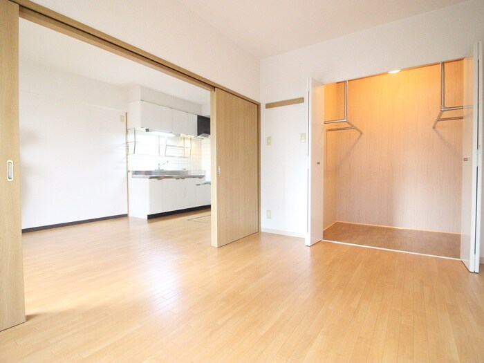 物件内観写真8　(内観写真)