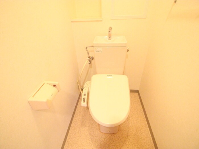 物件内観写真15　(トイレ)