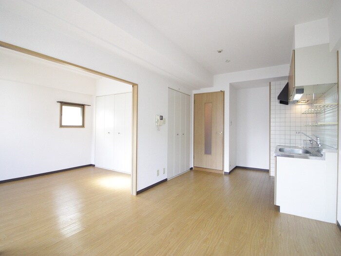 物件内観写真16　(居室)