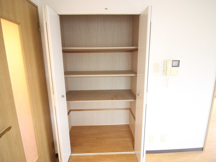 物件内観写真20　(収納)