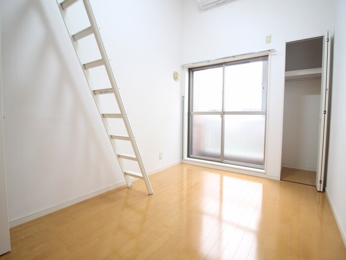 物件内観写真5　(居室)