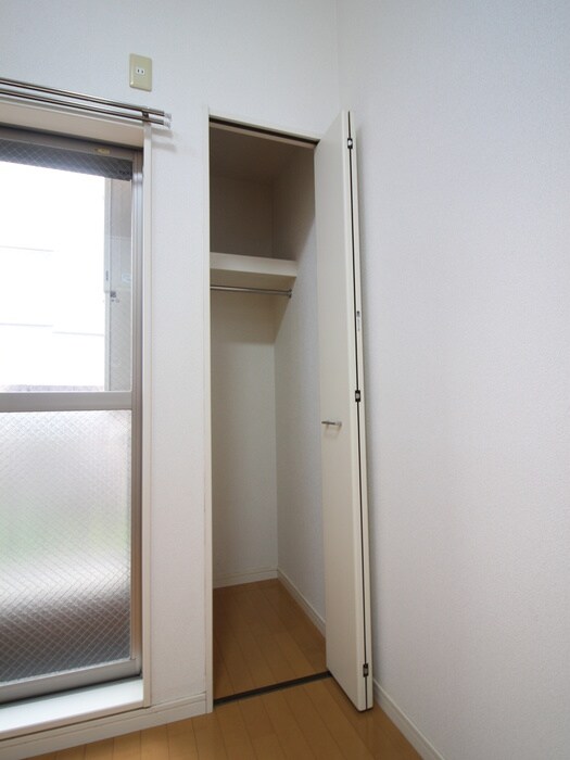 物件内観写真13　(収納)