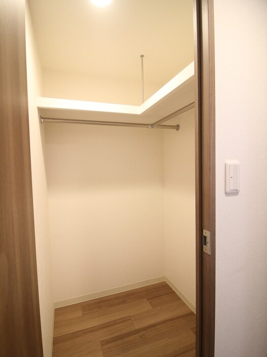 物件内観写真19　(収納)