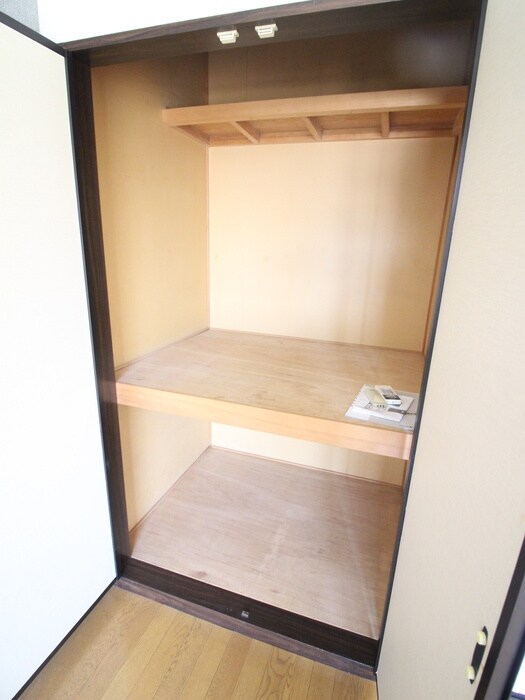 物件内観写真9　(収納)