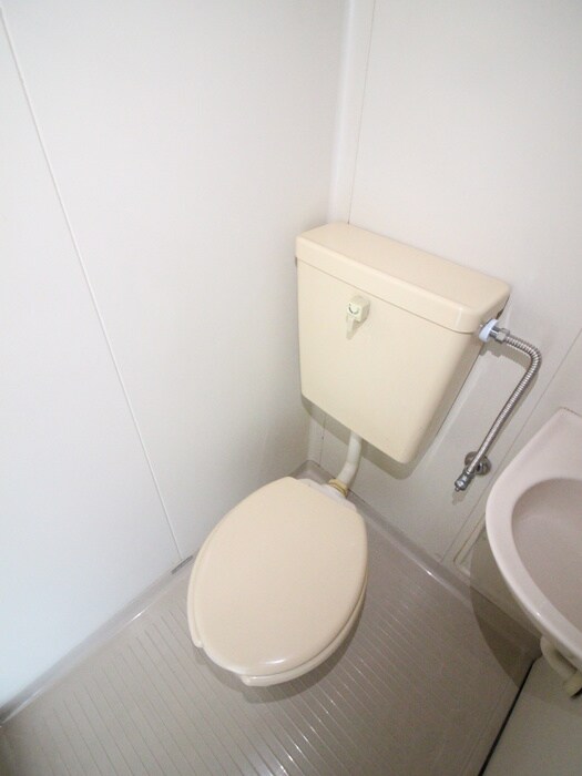 物件内観写真13　(トイレ)