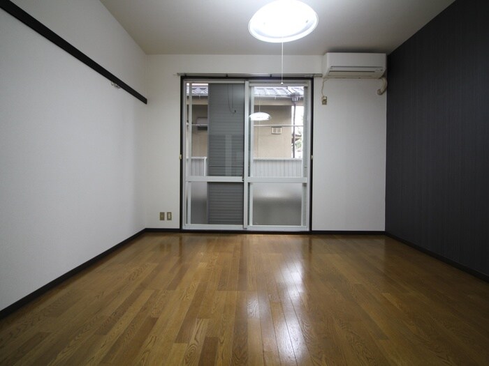 物件内観写真21　(居室)