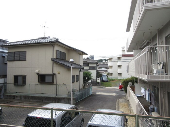 物件内観写真21　(室内からの展望)