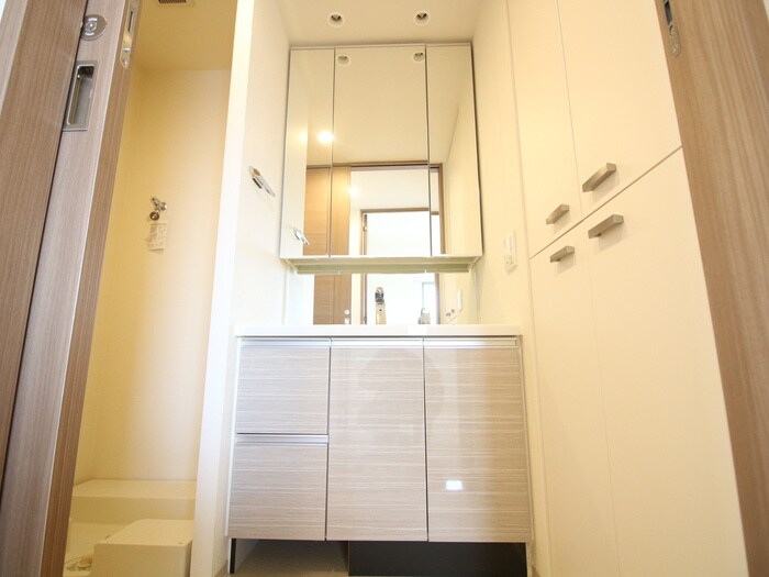 物件内観写真10　(洗面)