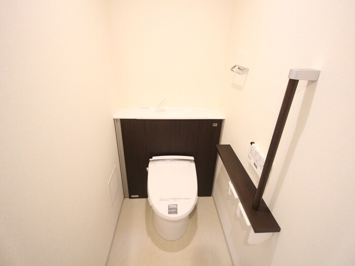 物件内観写真12　(トイレ)