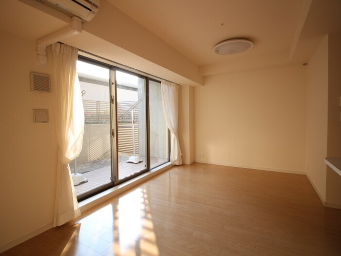 物件内観写真13　(居室)