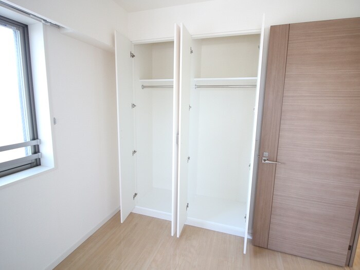 物件内観写真13　(収納)