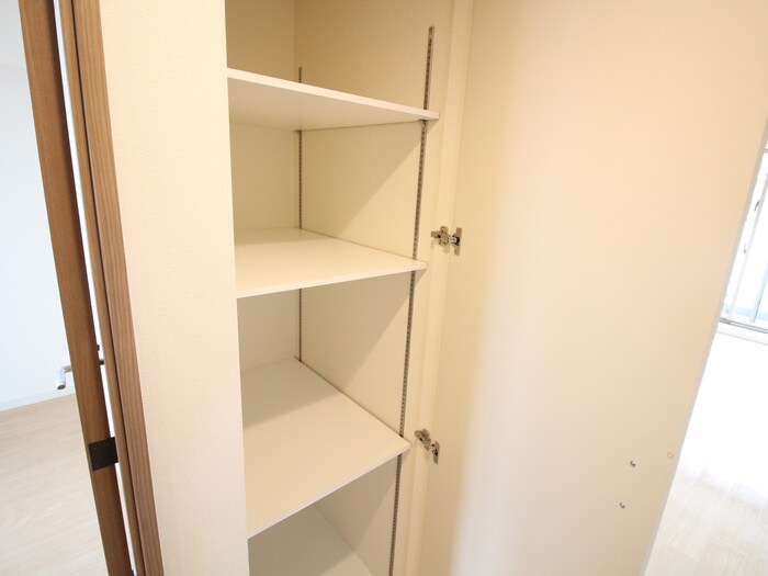 物件内観写真20　(収納)