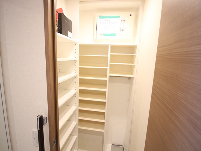 物件内観写真22　(靴箱)