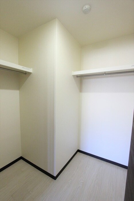 物件内観写真9　(収納)