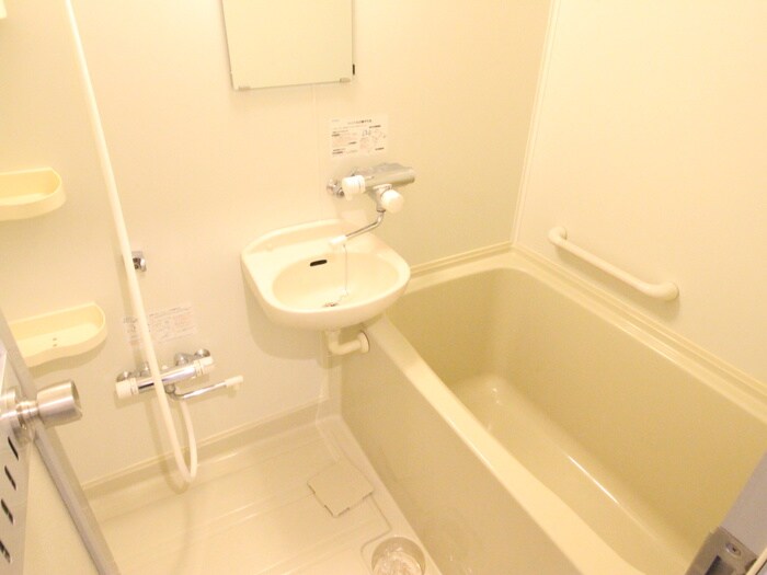 物件内観写真9　(バス／シャワールーム等)