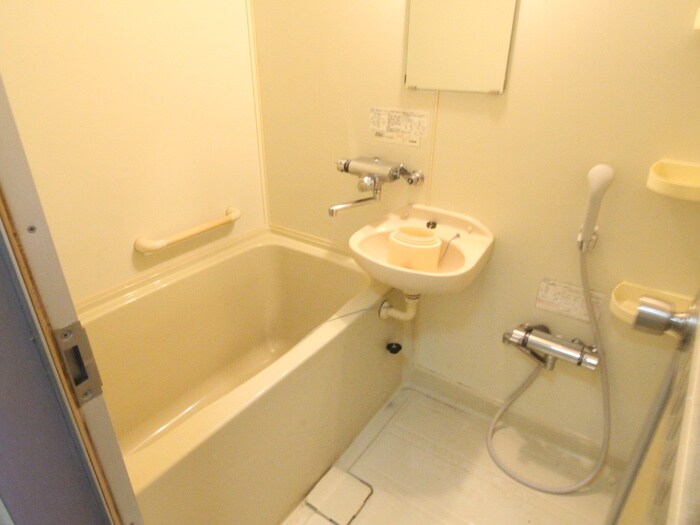 物件内観写真9　(バス／シャワールーム等)