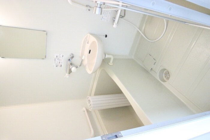 物件内観写真12　(バス／シャワールーム等)