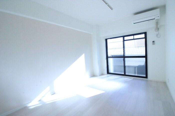 物件内観写真14　(居室)