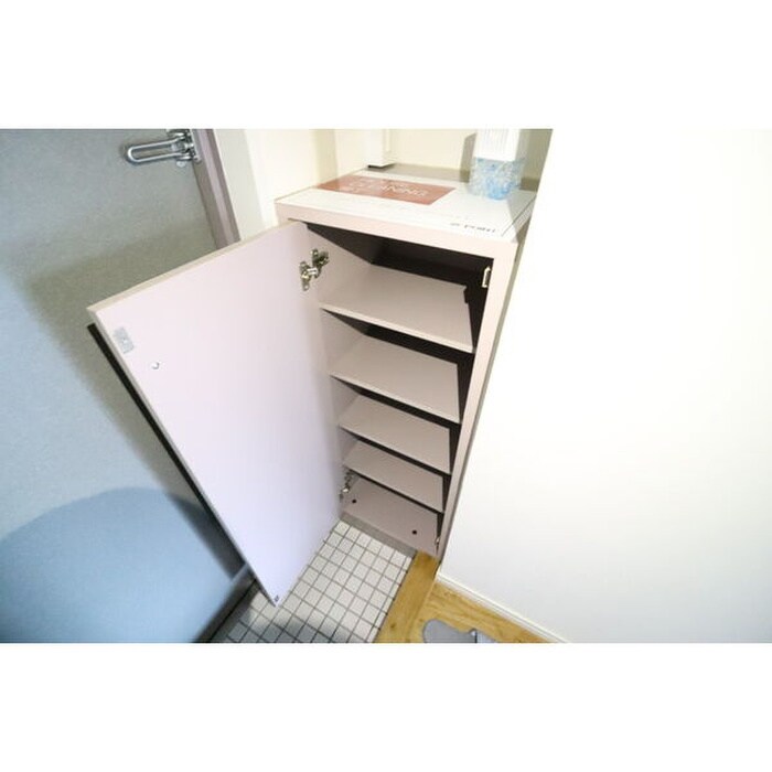 物件内観写真14　(靴箱)