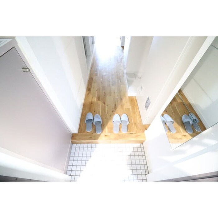 物件内観写真15　(玄関)