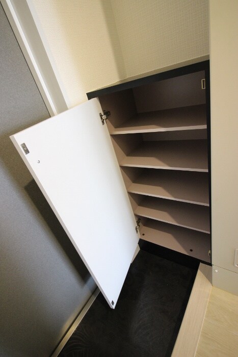 物件内観写真17　(靴箱)