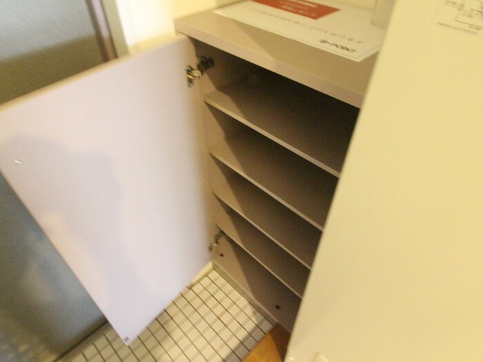 物件内観写真20　(靴箱)