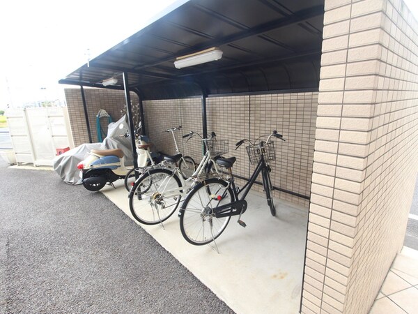 駐輪場