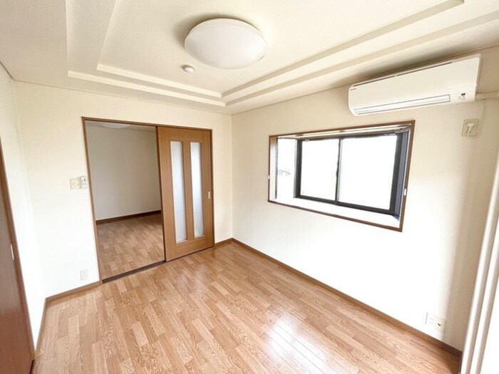 物件内観写真6　(居室)