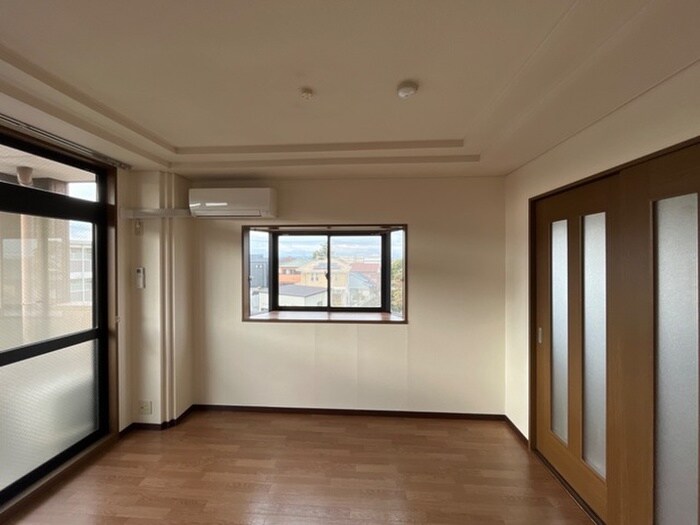 物件内観写真15　(居室)